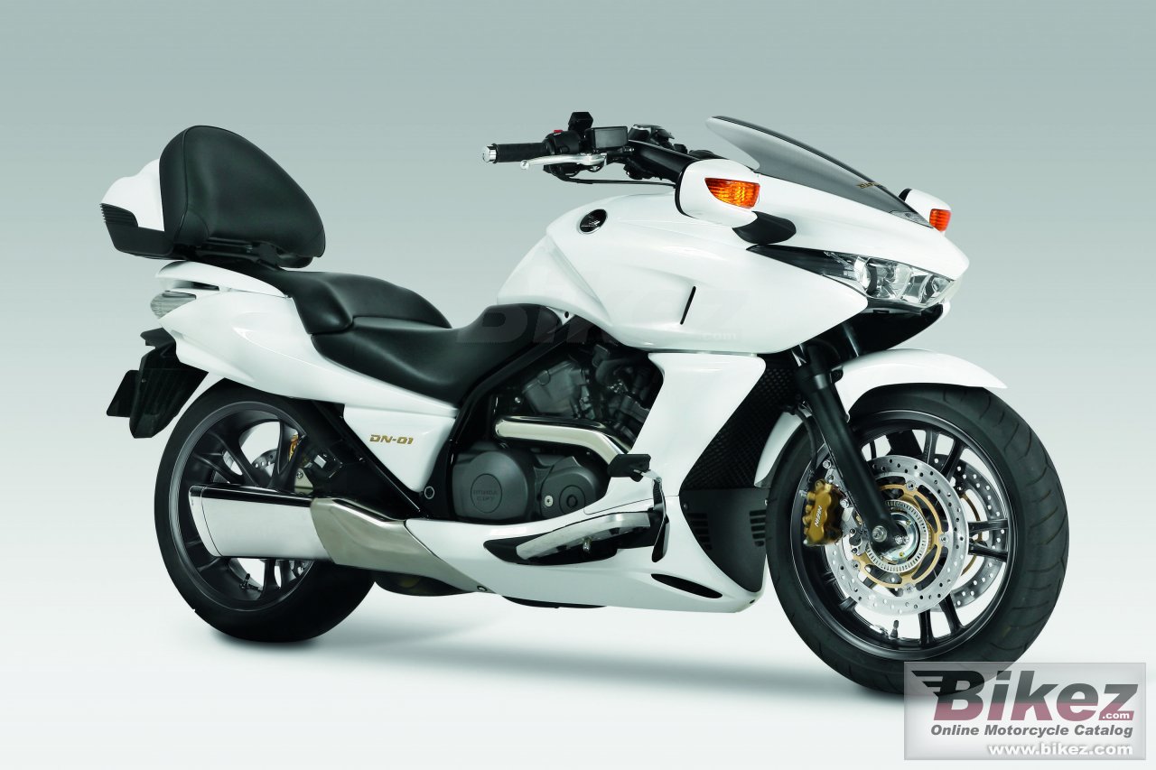 Big Honda dn-01 picture and wallpaper from Bikez.com